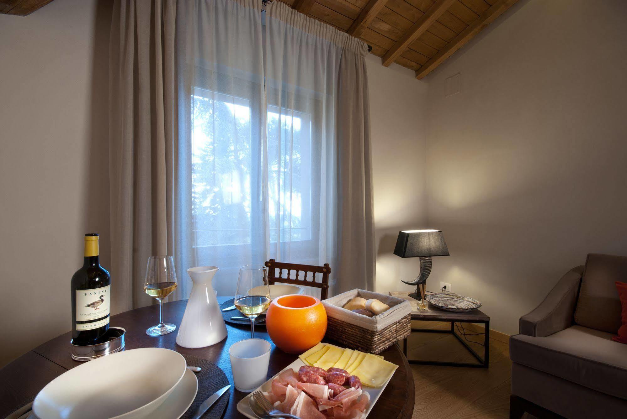 Poste Del Chiugi Villa Petrignano Del Lago Eksteriør billede